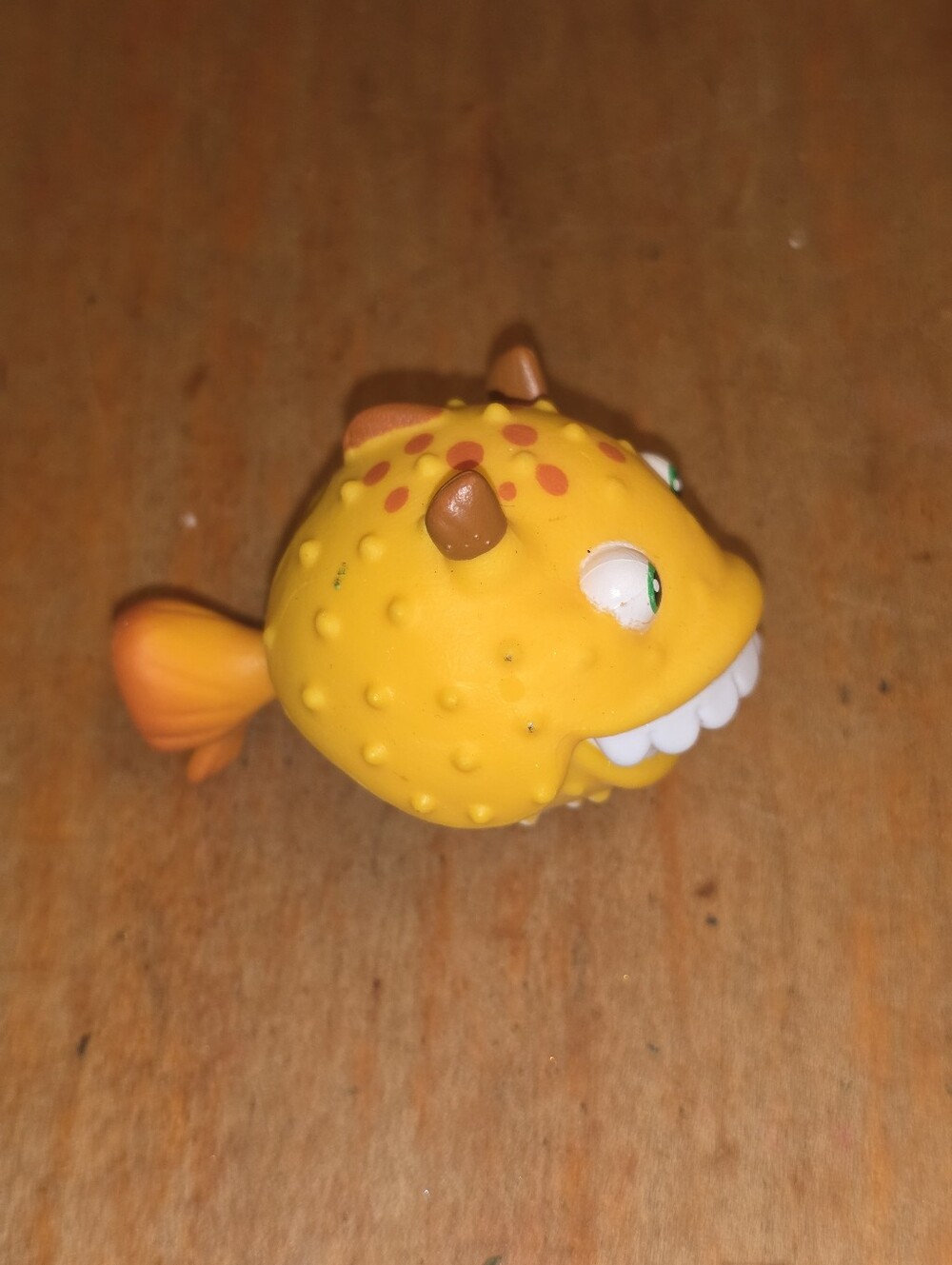 Hasbro Little Big Bites Fur Real Series 2 Puffer Fish Figure